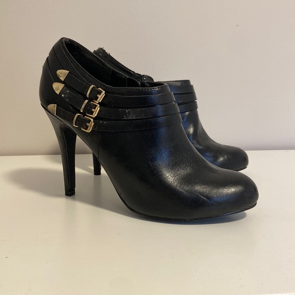 Black heels